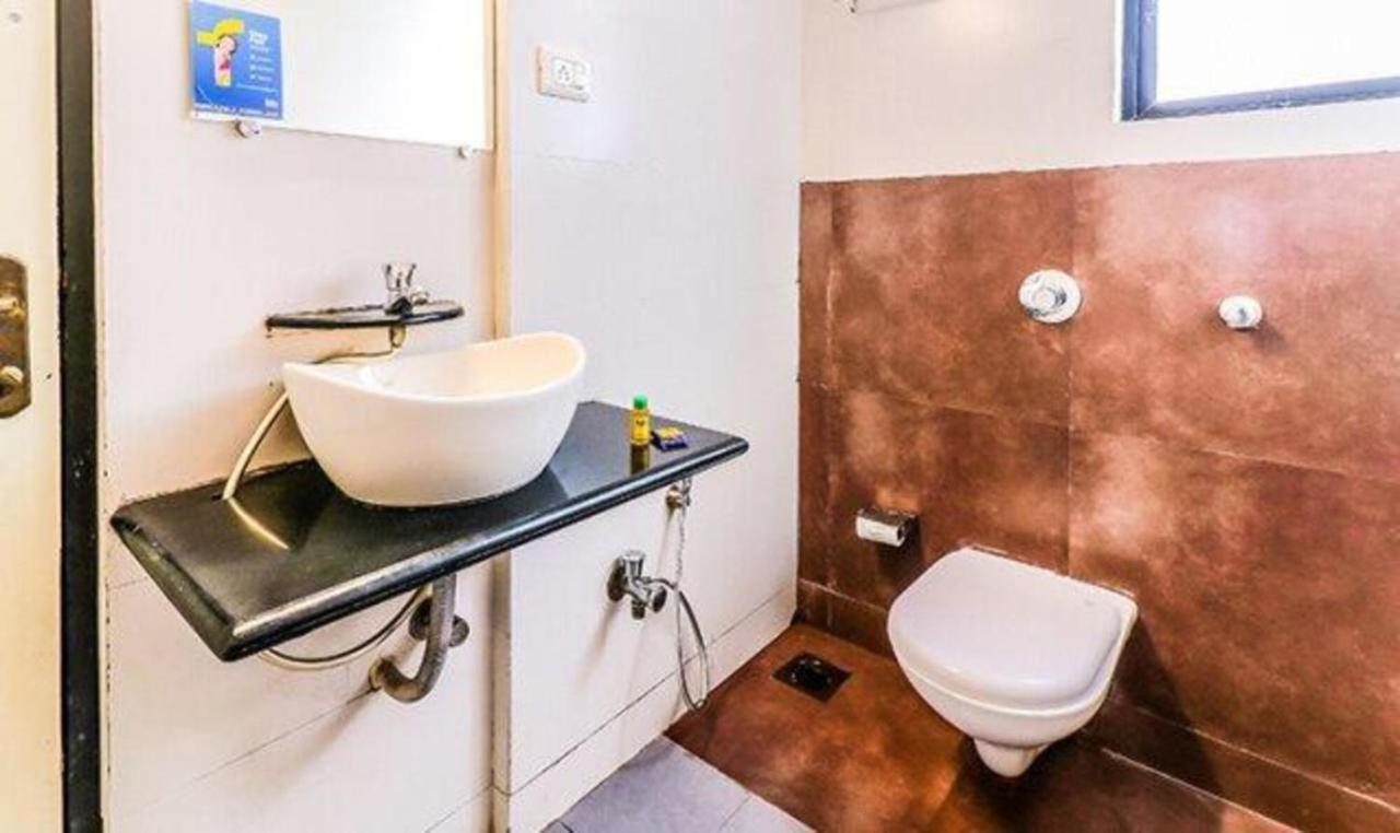 Fabhotel Blue Diamond Turambhe Bagian luar foto